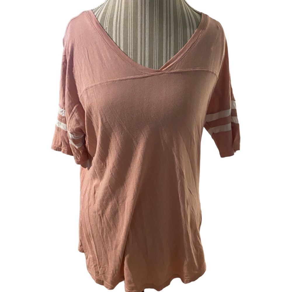 Ambiance size large v necked t shirt excellent condition like new